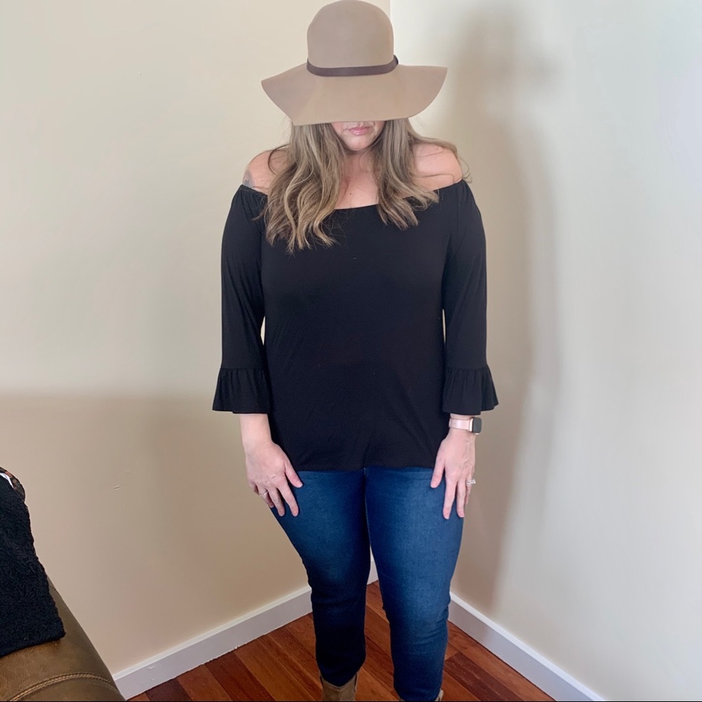 Bell sleeve off-shoulder blouse